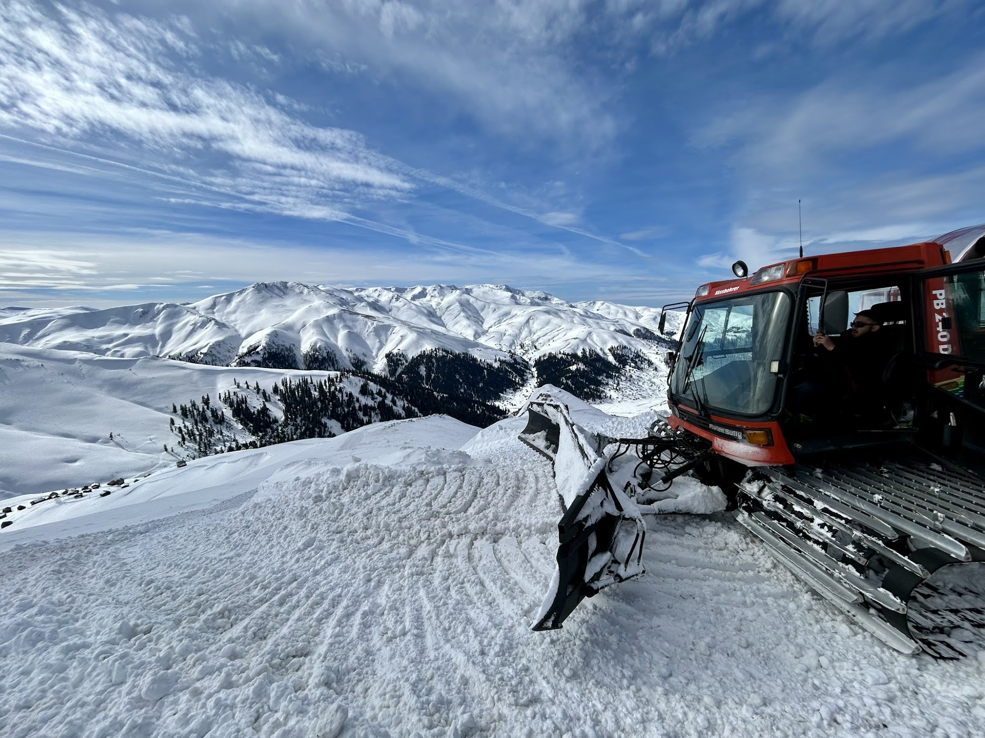 Powder deň v Bakhmare